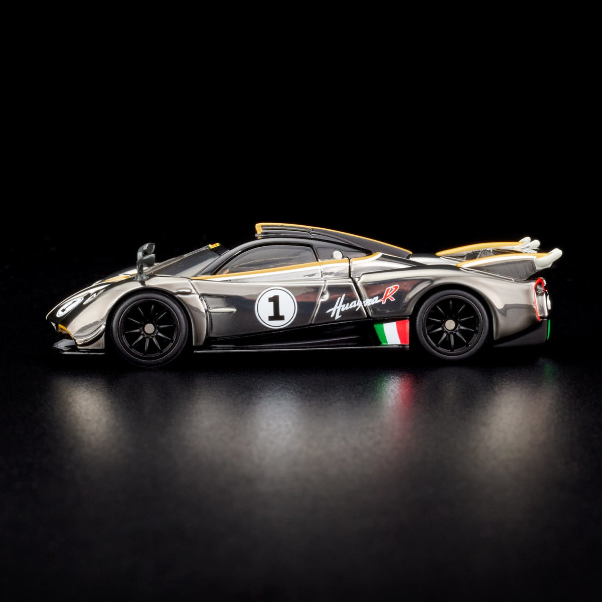 RLC Hot Wheels 2021 Pagani Huayra R #1