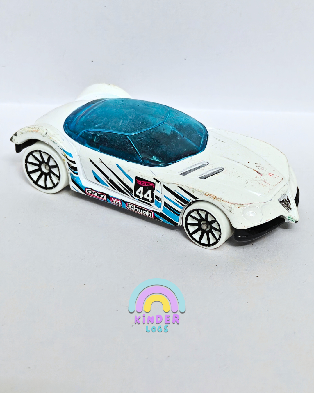 Hot Wheels Golden Arrow - White (Pre-Owned Car)