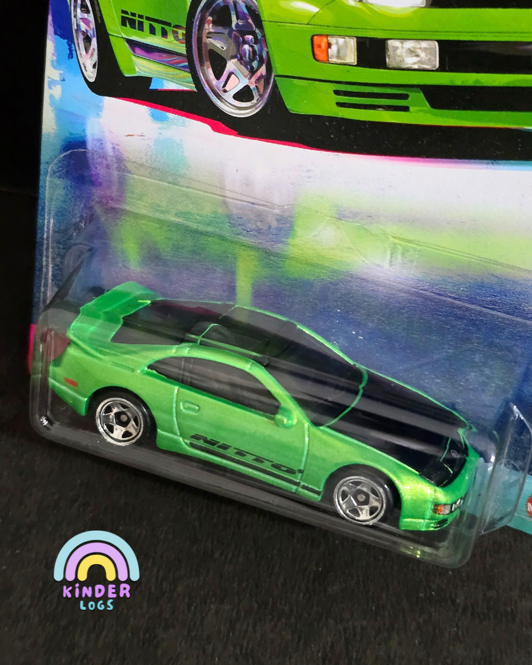 Hot Wheels Nissan 300ZX Twin Turbo - Green (Imported)