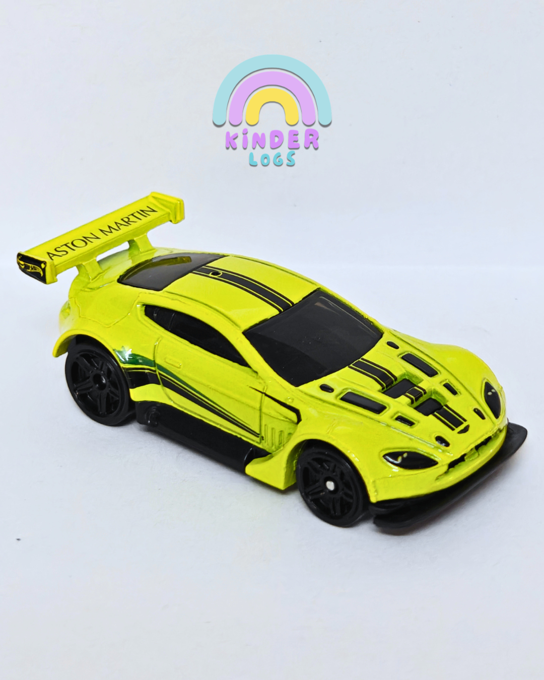 Hot Wheels Aston Martin Vantage GT3 - Green (Uncarded - New)