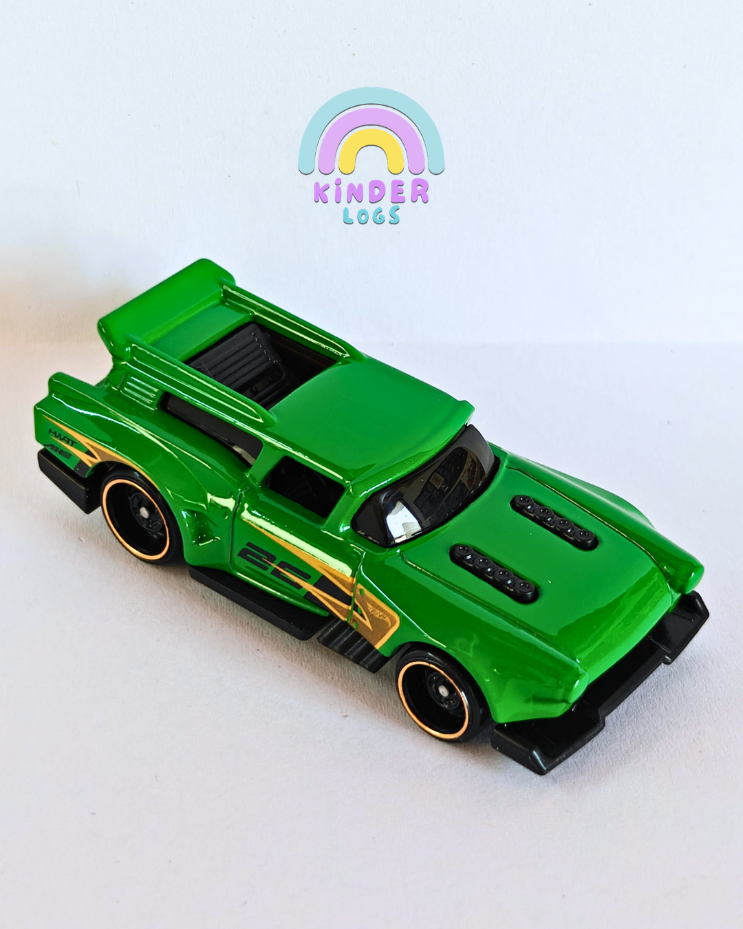 Hot Wheels Gone Mad - Green (Uncarded - New)