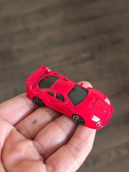 Bburago Ferrari F40 Competizione - Red (Uncarded - New) - Kinder Logs