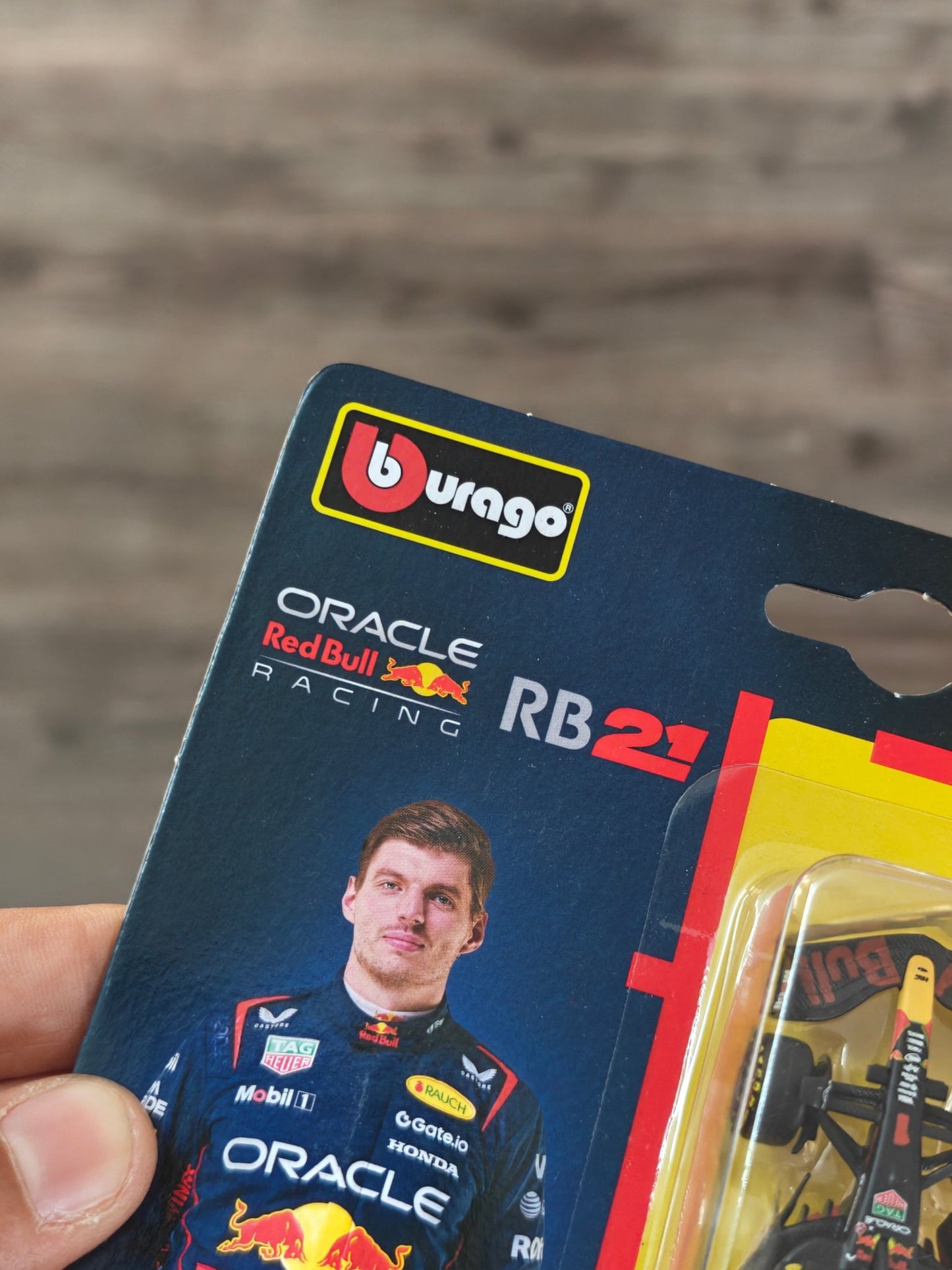 Bburago Oracle Red Bull Racing RB21 Max Verstappen 1 Formula Car (Imported) - Kinder Logs