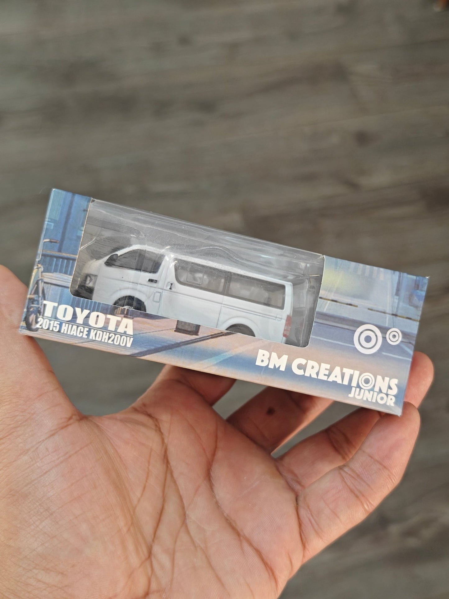 BM Creations Toyota 2015 Hiace KDH200V (Open Box) - Kinder Logs