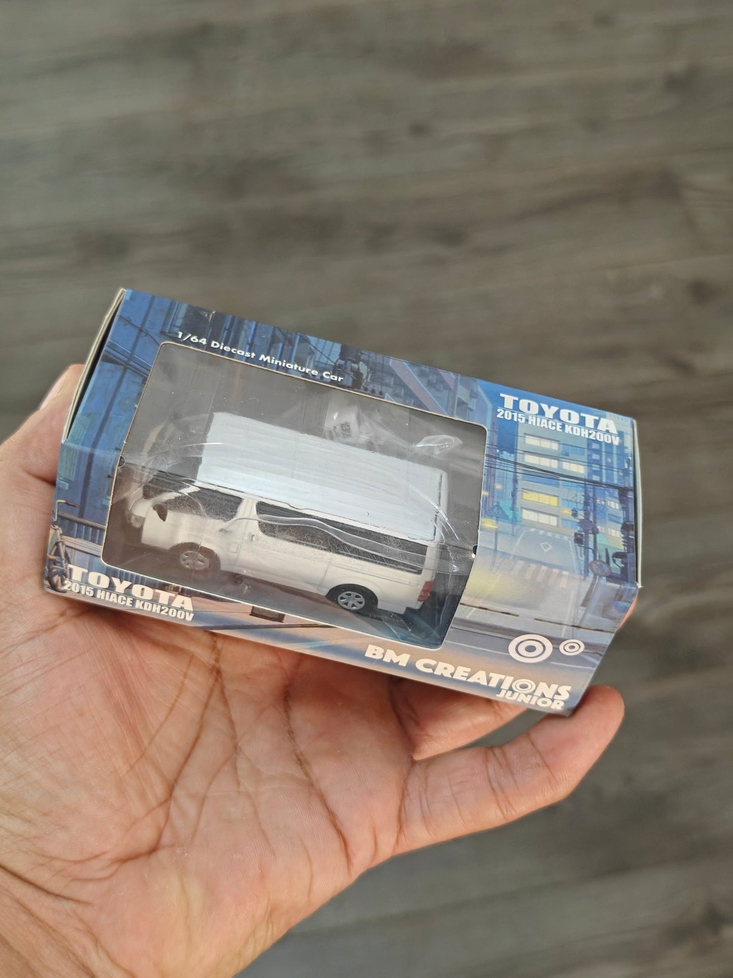 BM Creations Toyota 2015 Hiace KDH200V (Open Box) - Kinder Logs