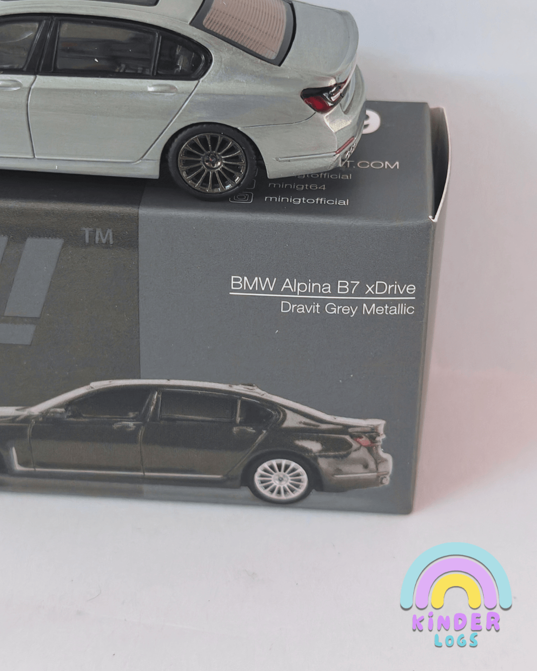 CHASE Mini GT BMW Alpina B7 (Open Box) - Kinder Logs