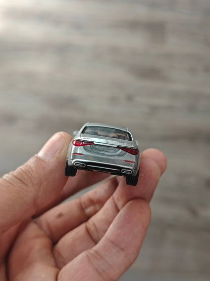 CHASE Mini GT Mercedes - Maybach S680 (Open Box) - Kinder Logs