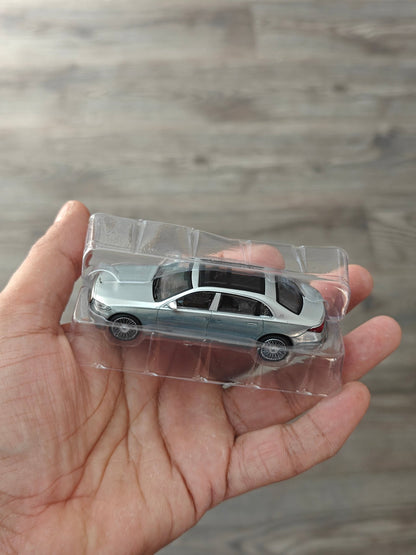 CHASE Mini GT Mercedes - Maybach S680 (Open Box) - Kinder Logs