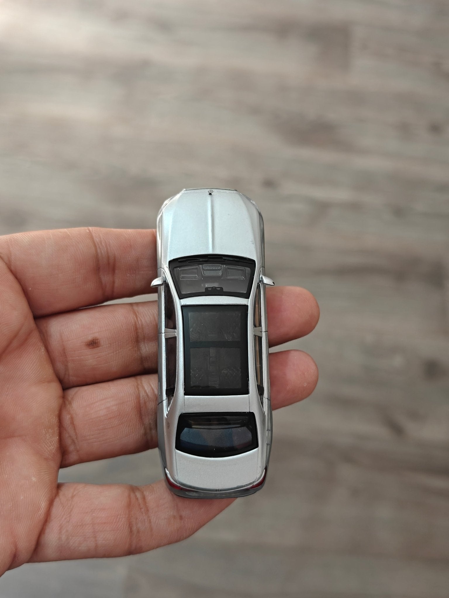 CHASE Mini GT Mercedes - Maybach S680 (Open Box) - Kinder Logs