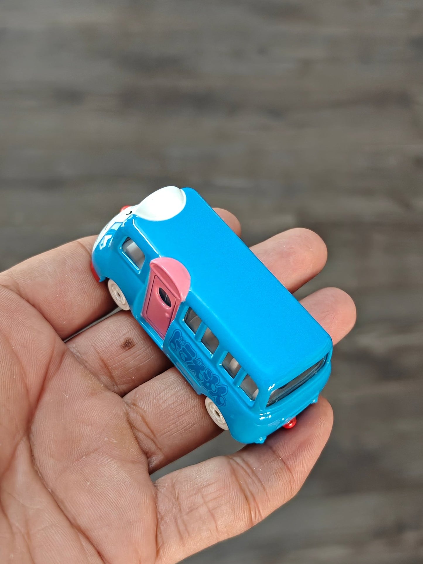 Dream Tomica Doraemon Car (Tomica 158 - Open Box) - Kinder Logs