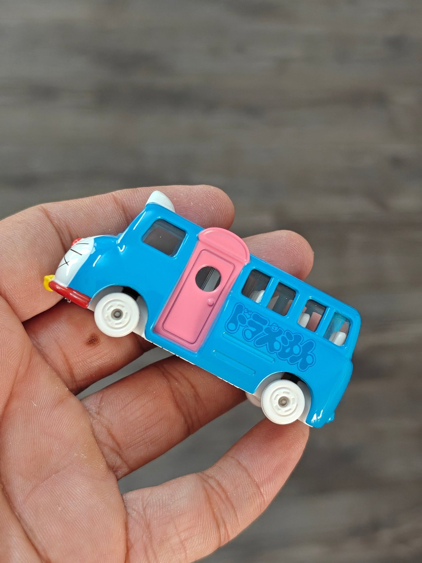 Dream Tomica Doraemon Car (Tomica 158 - Open Box) - Kinder Logs