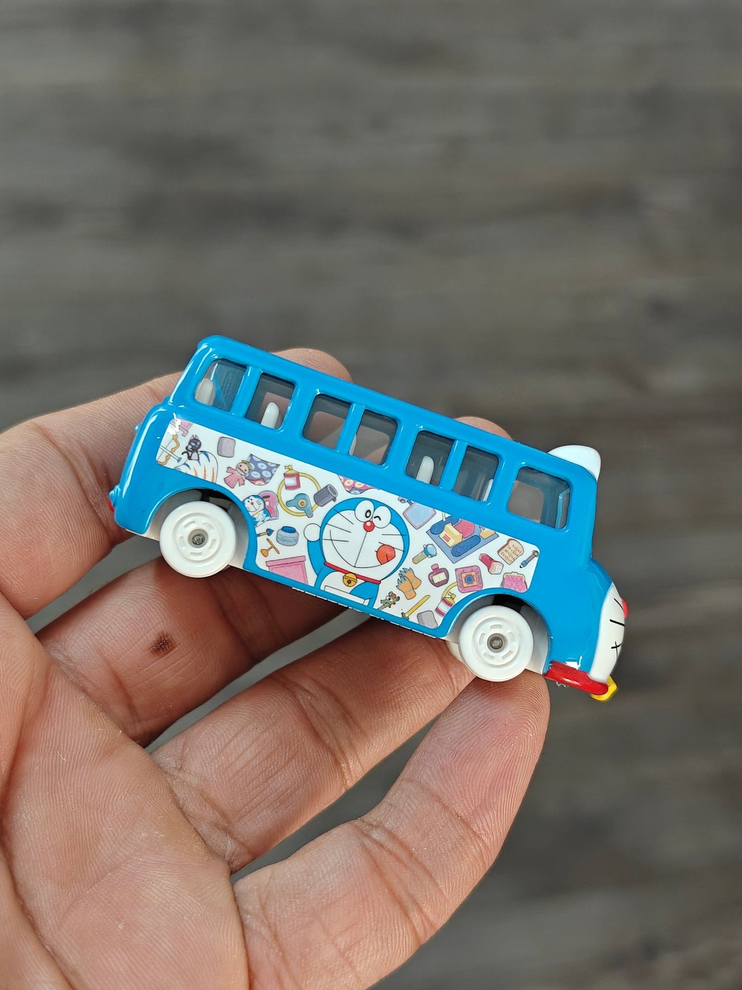 Dream Tomica Doraemon Car (Tomica 158 - Open Box) - Kinder Logs