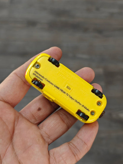 Dream Tomica Pokedoko Dokoiko Car - Yellow (Open Box) - Kinder Logs