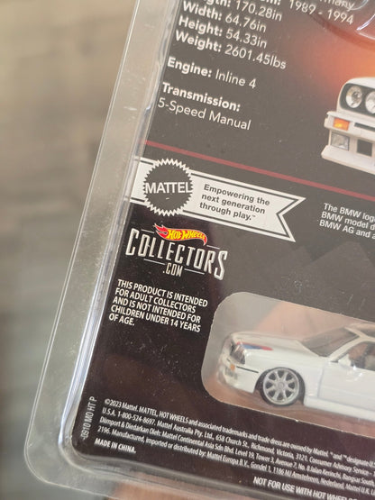 Elite64 Hot Wheels 1990 BMW 318i Touring (Imported) - Kinder Logs