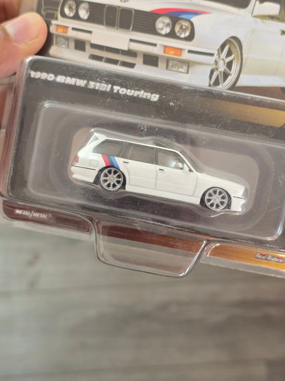 Elite64 Hot Wheels 1990 BMW 318i Touring (Imported) - Kinder Logs