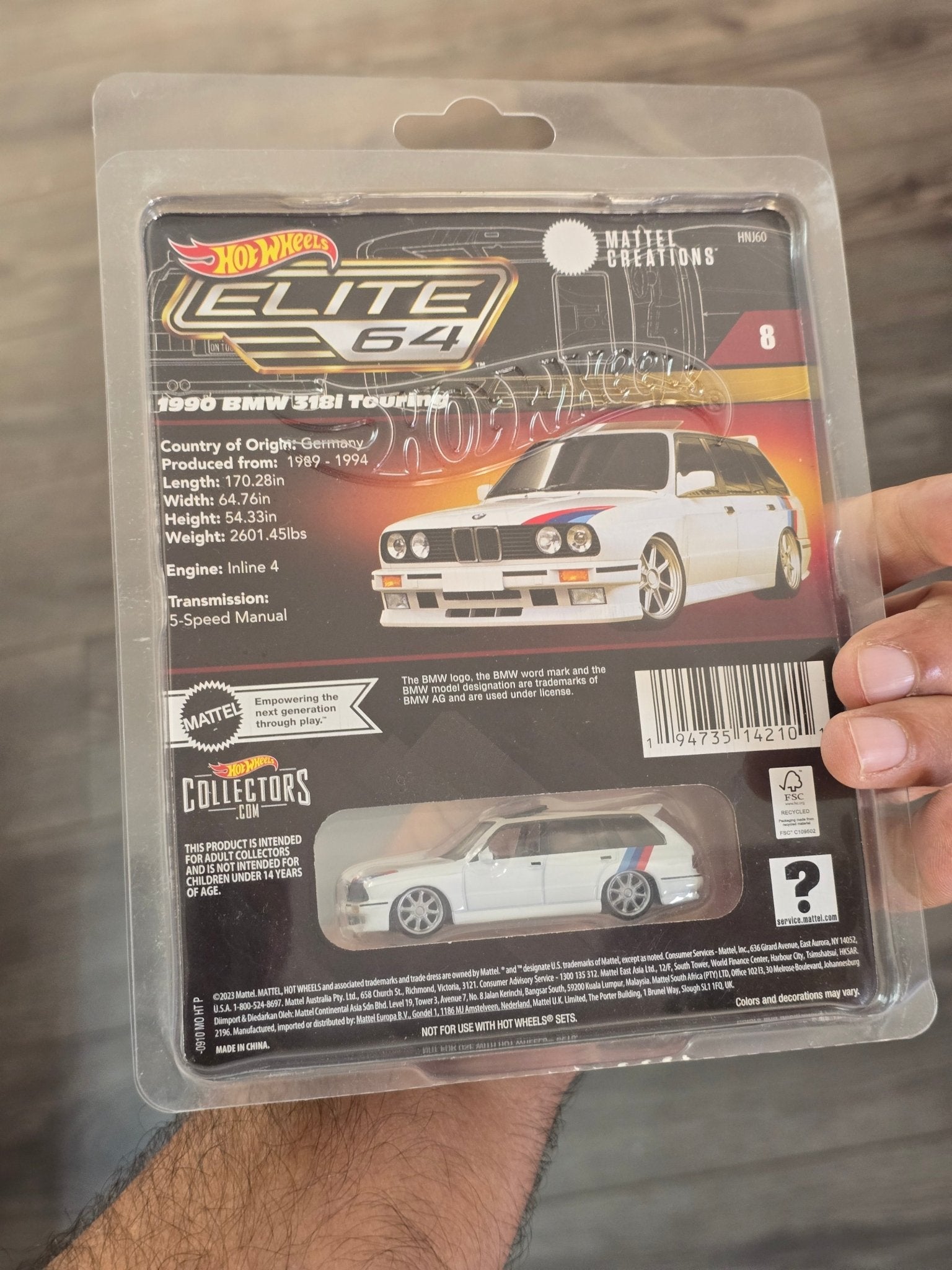 Elite64 Hot Wheels 1990 BMW 318i Touring (Imported) - Kinder Logs