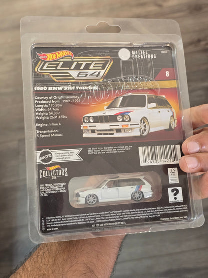 Elite64 Hot Wheels 1990 BMW 318i Touring (Imported) - Kinder Logs