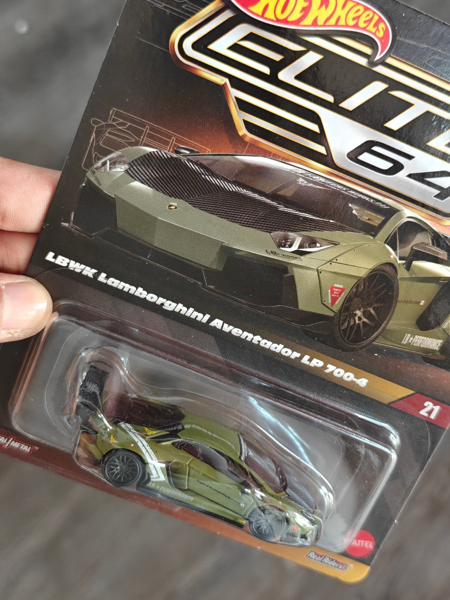 Elite64 Hot Wheels LBWK Lamborghini Aventador LP 700 - 4 - Green (Imported) - Kinder Logs