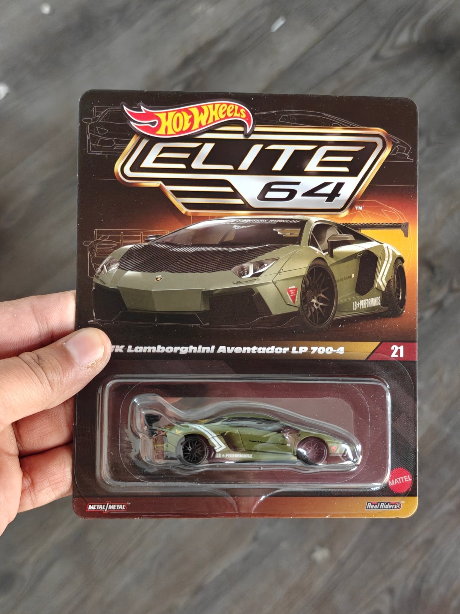 Elite64 Hot Wheels LBWK Lamborghini Aventador LP 700 - 4 - Green (Imported) - Kinder Logs