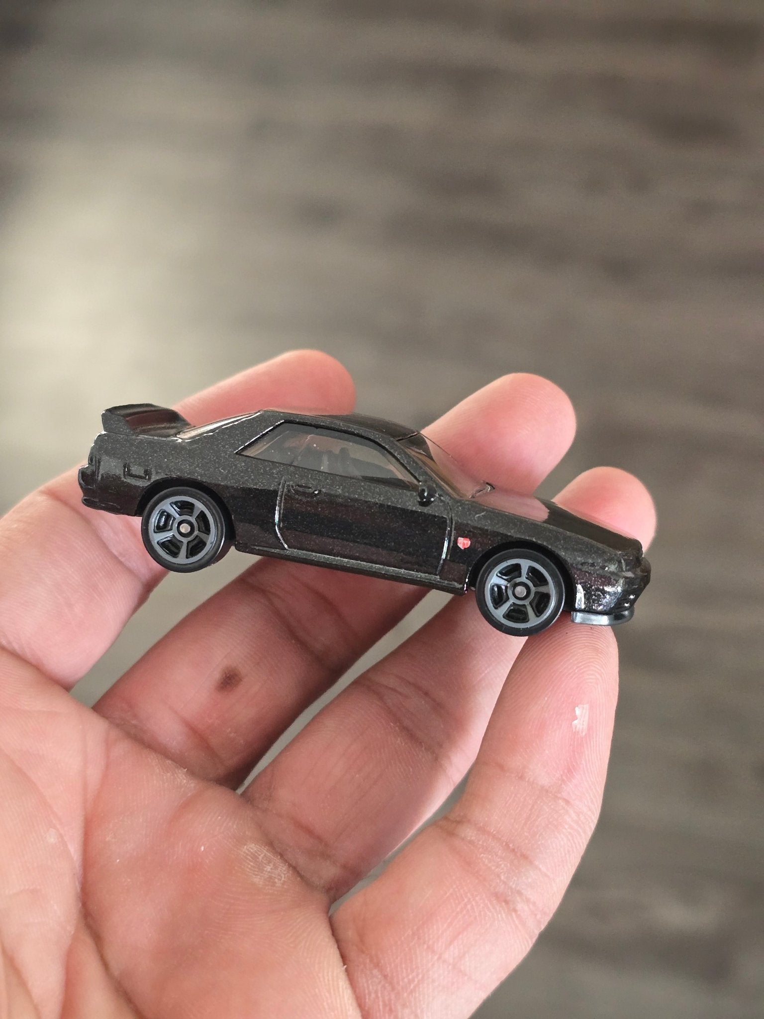 Fast & Furious Hot Wheels Nissan Skyline GT - R R32 (Uncarded - New) - Kinder Logs