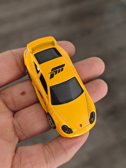 FORZA Hot Wheels Porsche 911 GT3 (Uncarded - New) - Kinder Logs