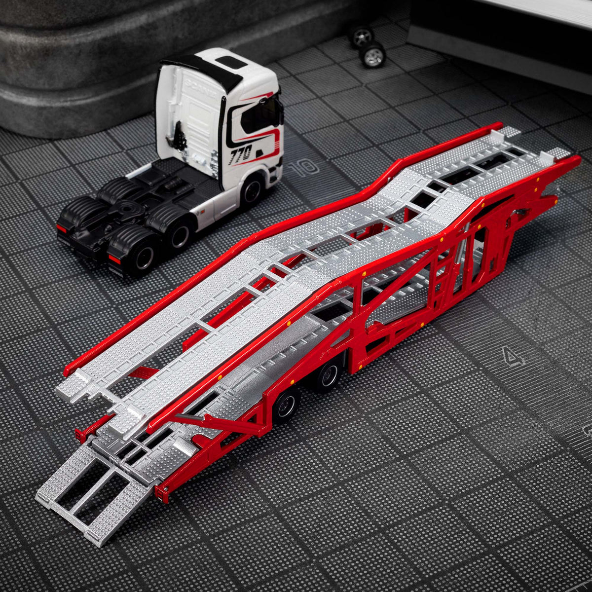 Hot Wheels Elite64 Scania 770 S Trailer Truck
