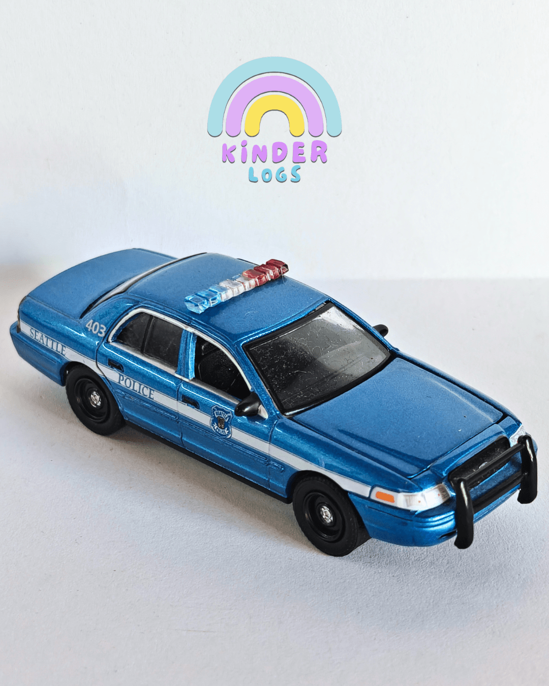 Greenlight 2001 Ford Crown Victoria Police Interceptor (Pre-Owned) - Kinder Logs