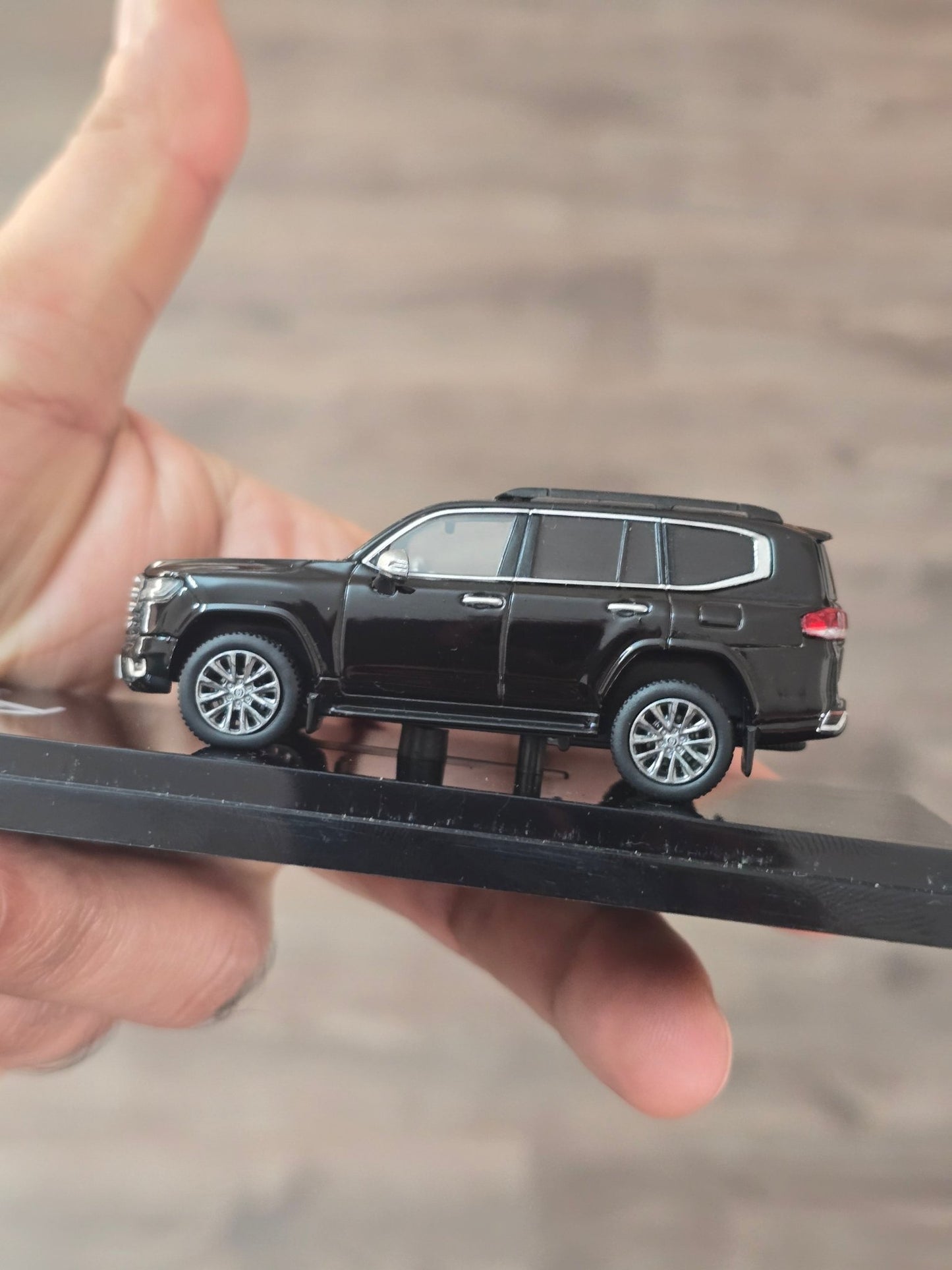 Hobby Japan 70th Toyota Land Cruiser ZX JA300W (Black) - Kinder Logs