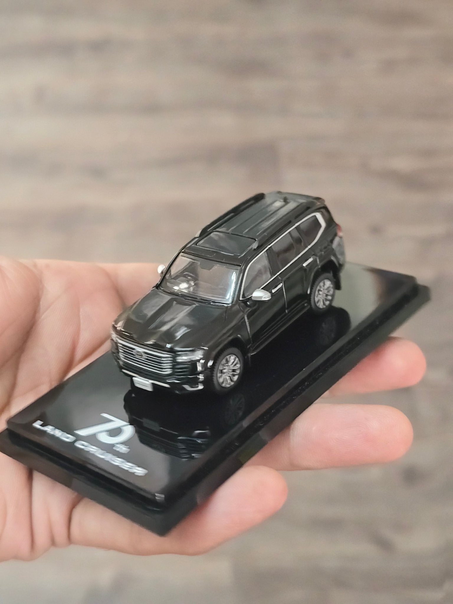 Hobby Japan 70th Toyota Land Cruiser ZX JA300W (Black) - Kinder Logs