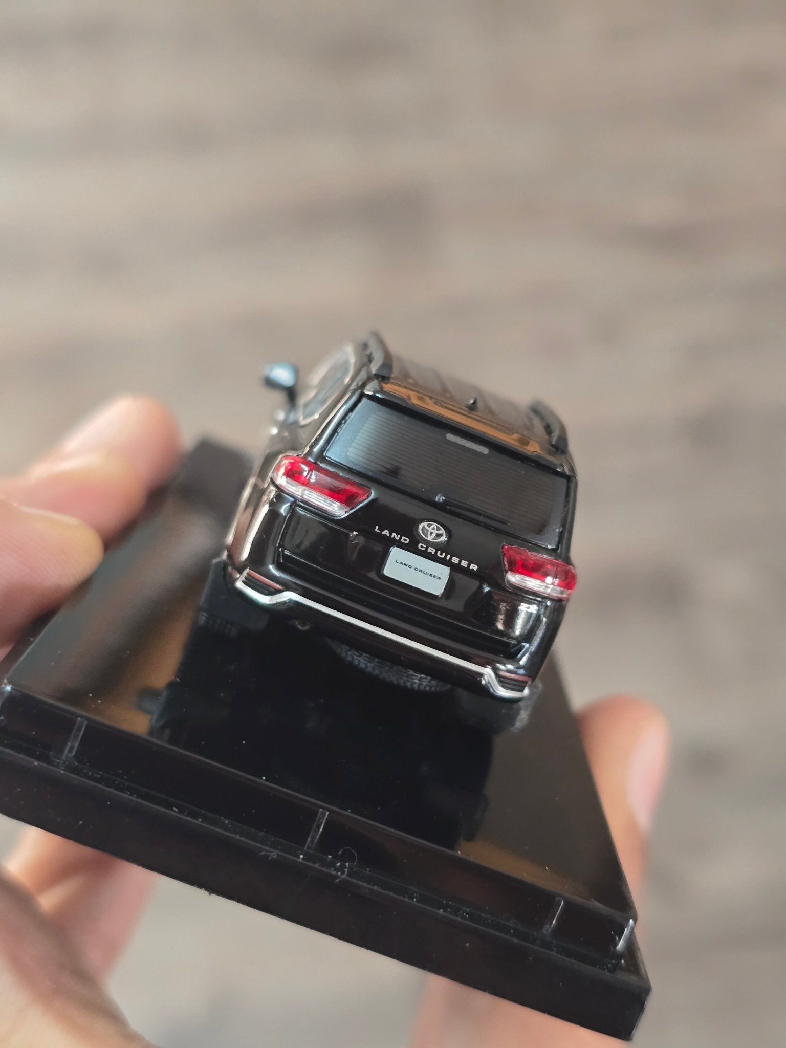 Hobby Japan 70th Toyota Land Cruiser ZX JA300W (Black) - Kinder Logs