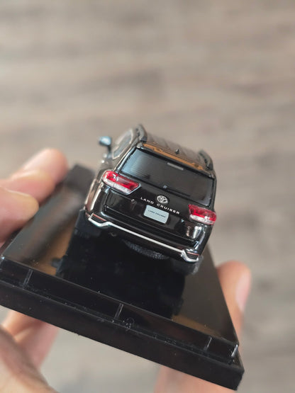 Hobby Japan 70th Toyota Land Cruiser ZX JA300W (Black) - Kinder Logs