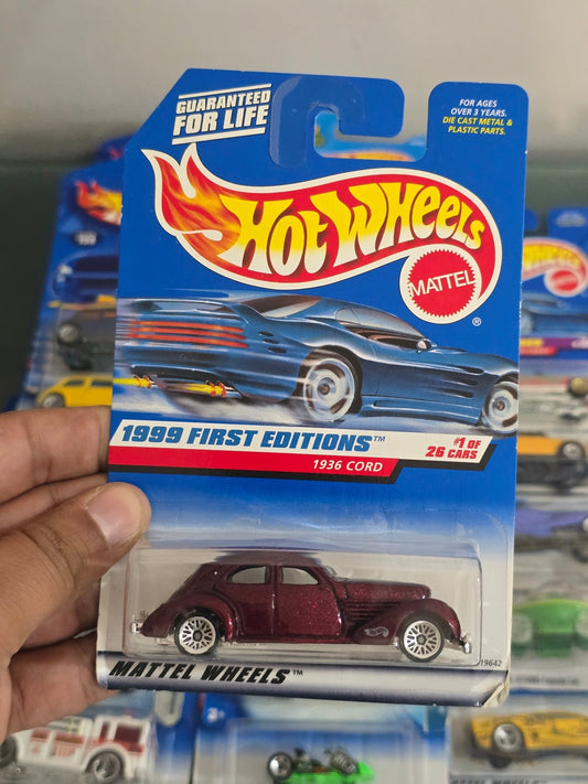 Hot Wheels 1936 Cord - 1999 First Editions - Kinder Logs