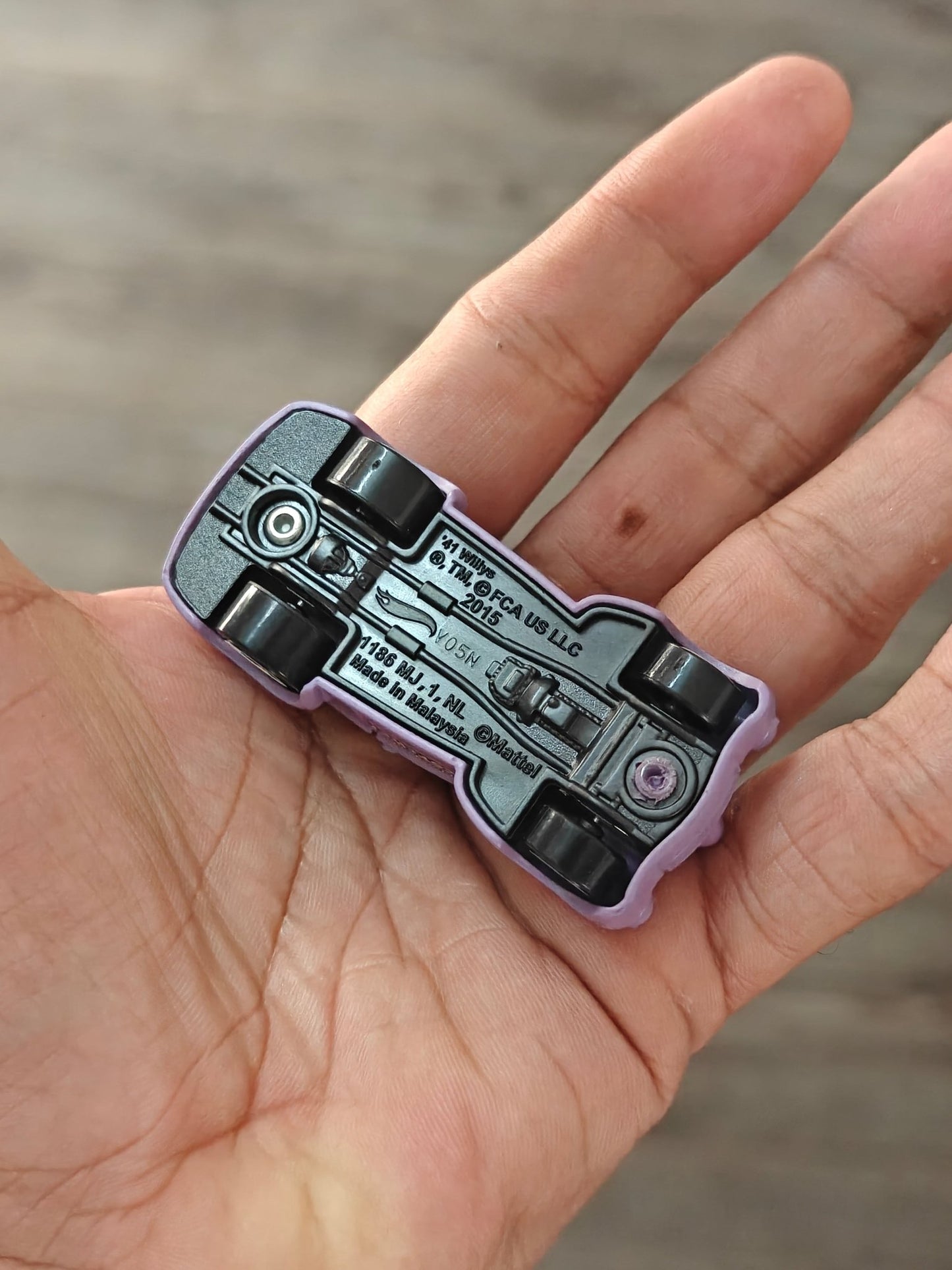 Hot Wheels 1941 Willys - Purple (Uncarded - New) - Kinder Logs