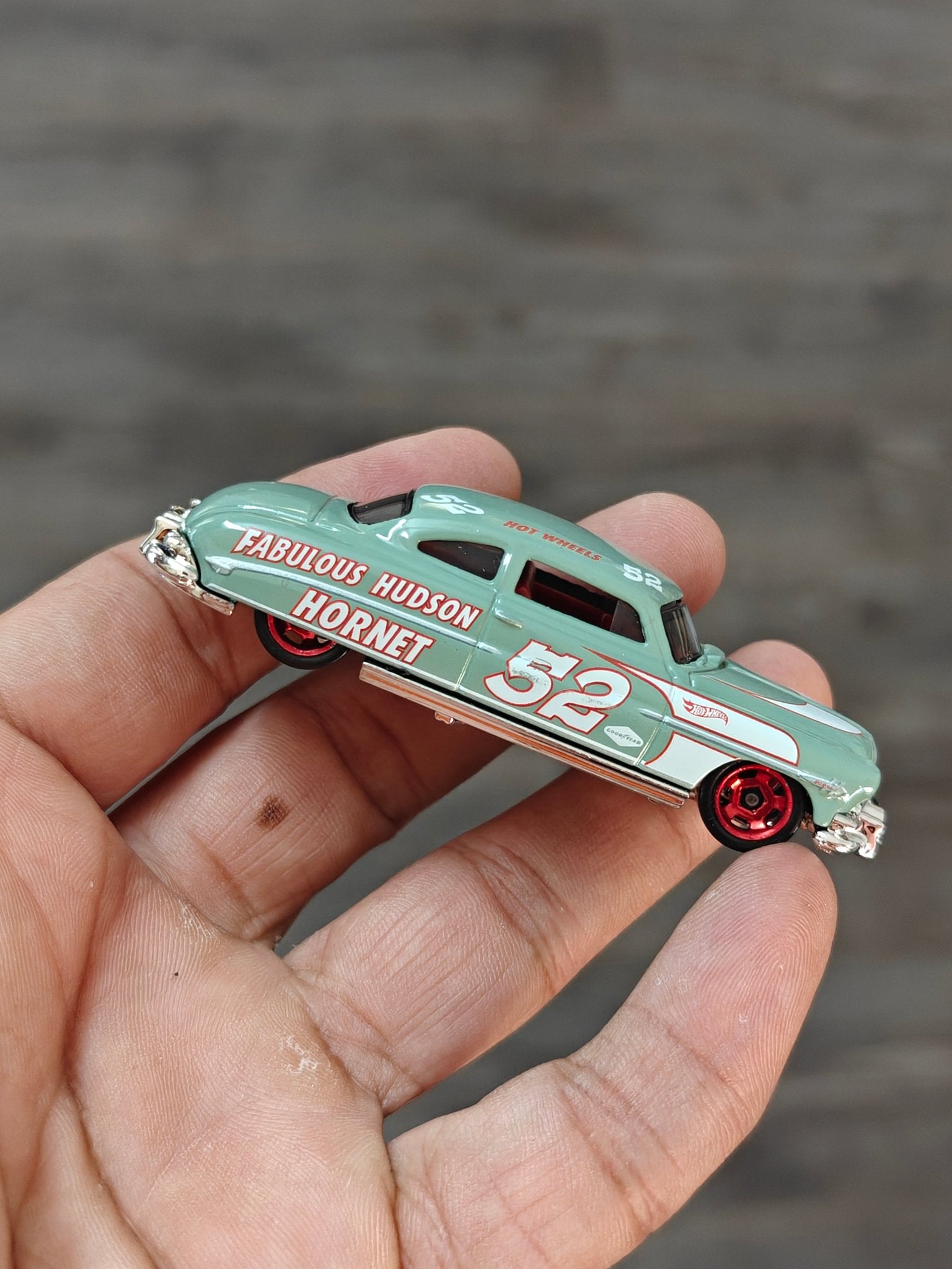 Hot Wheels 1952 Hudson Hornet - Green (Uncarded - New) - Kinder Logs