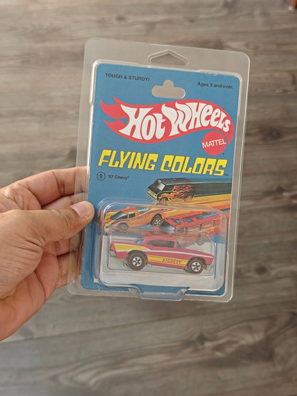 Hot Wheels 1957 Chevy "Flying Colors" (Imported) - Kinder Logs