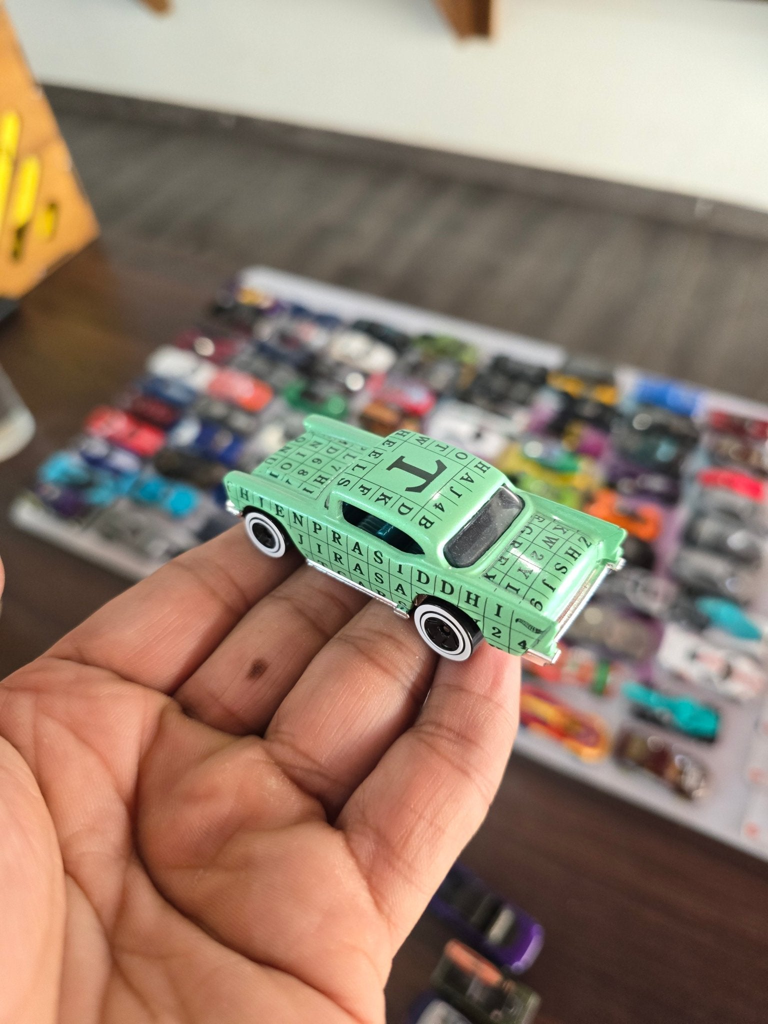 Hot Wheels 1957 Chevy - HW Art Cars (Uncarded) - Kinder Logs