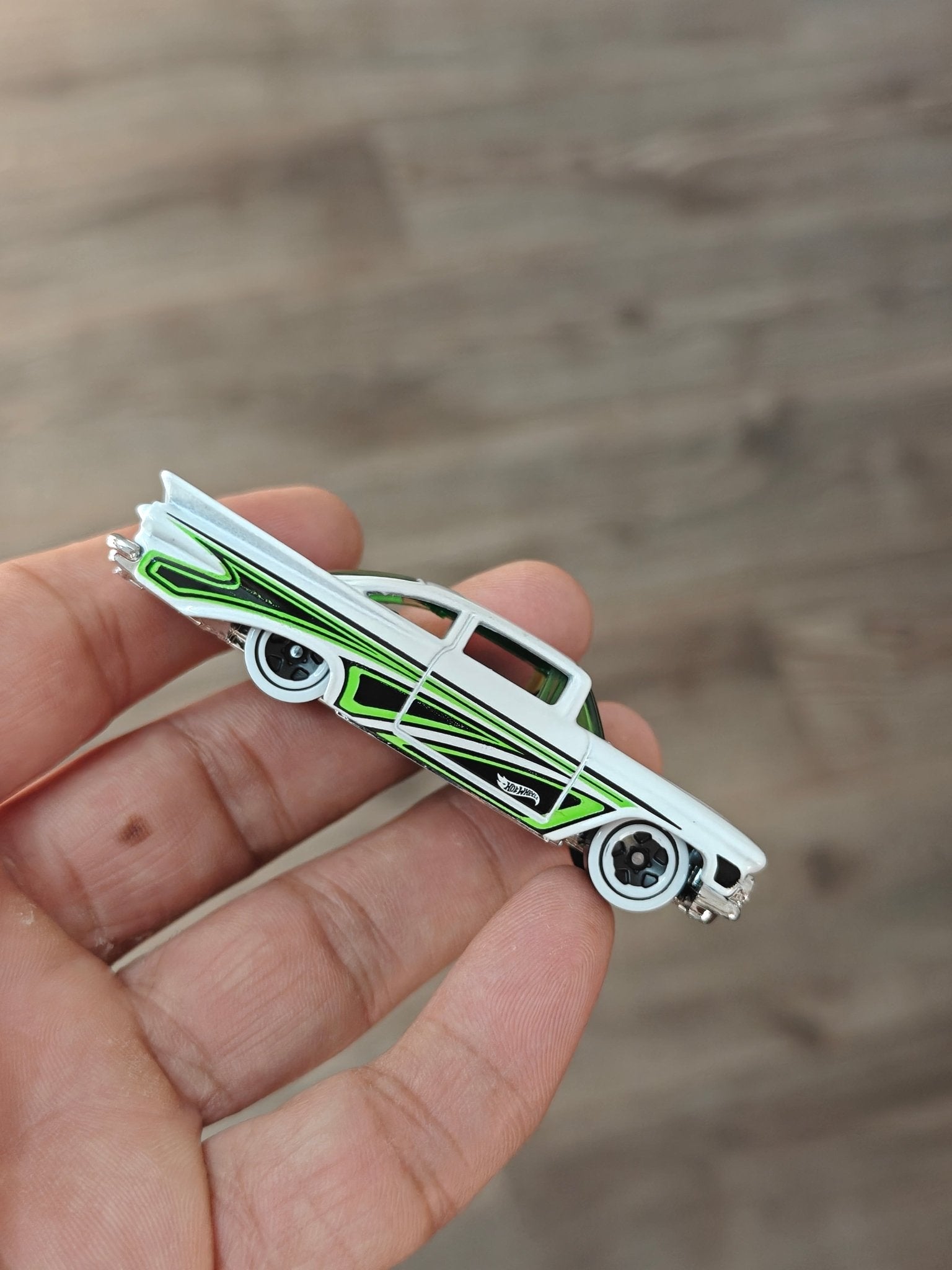 Hot Wheels 1959 Chevy Impala - White (Uncarded - New) - Kinder Logs