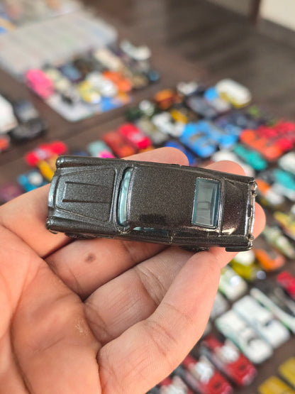 Hot Wheels 1963 Aston Martin DB5 - Black (Pre - Owned) - Kinder Logs