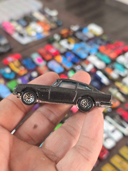 Hot Wheels 1963 Aston Martin DB5 - Black (Pre - Owned) - Kinder Logs