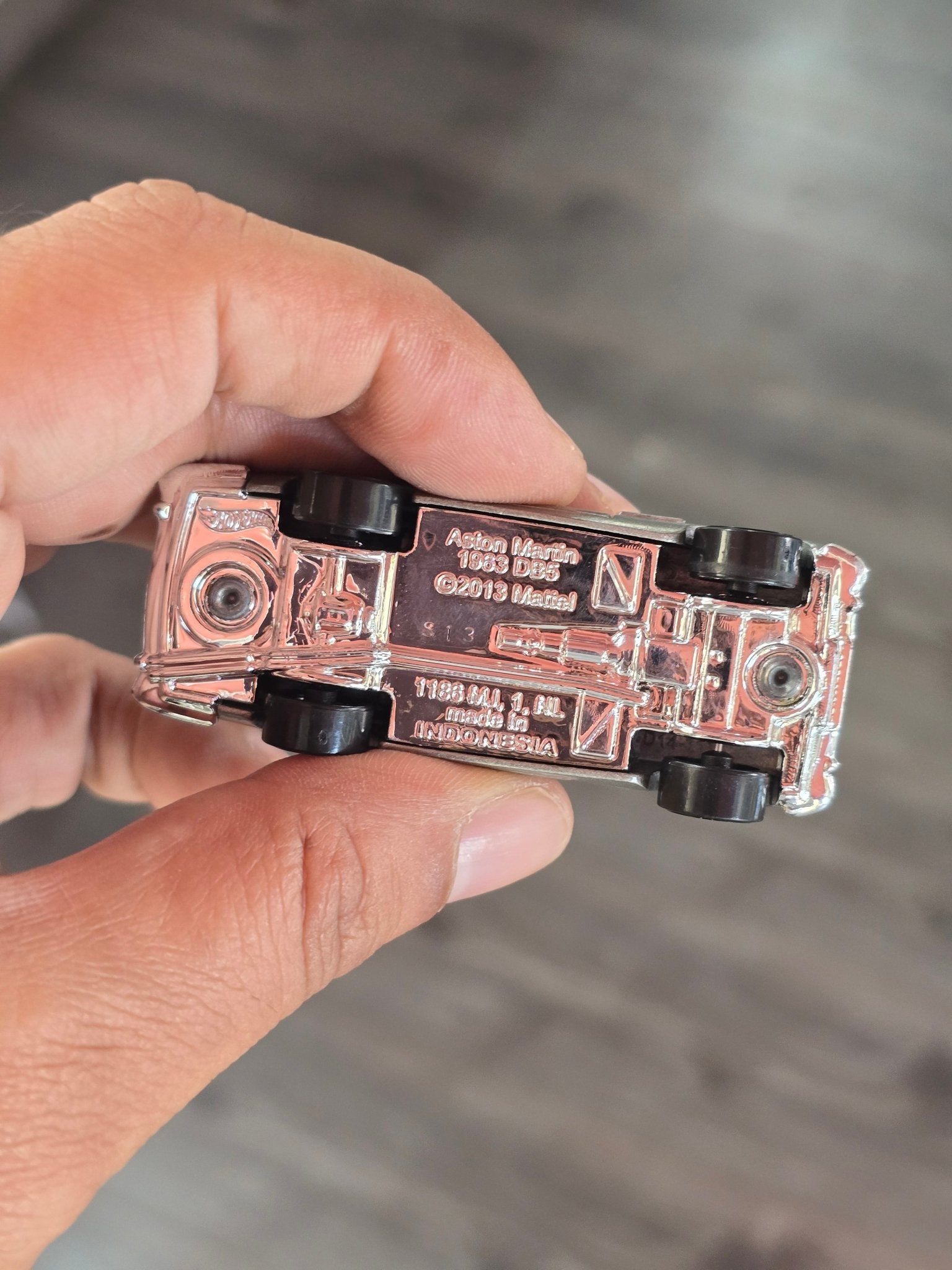 Hot Wheels 1963 Aston Martin DB5 - Fast And Furious (Uncarded - New) - Kinder Logs