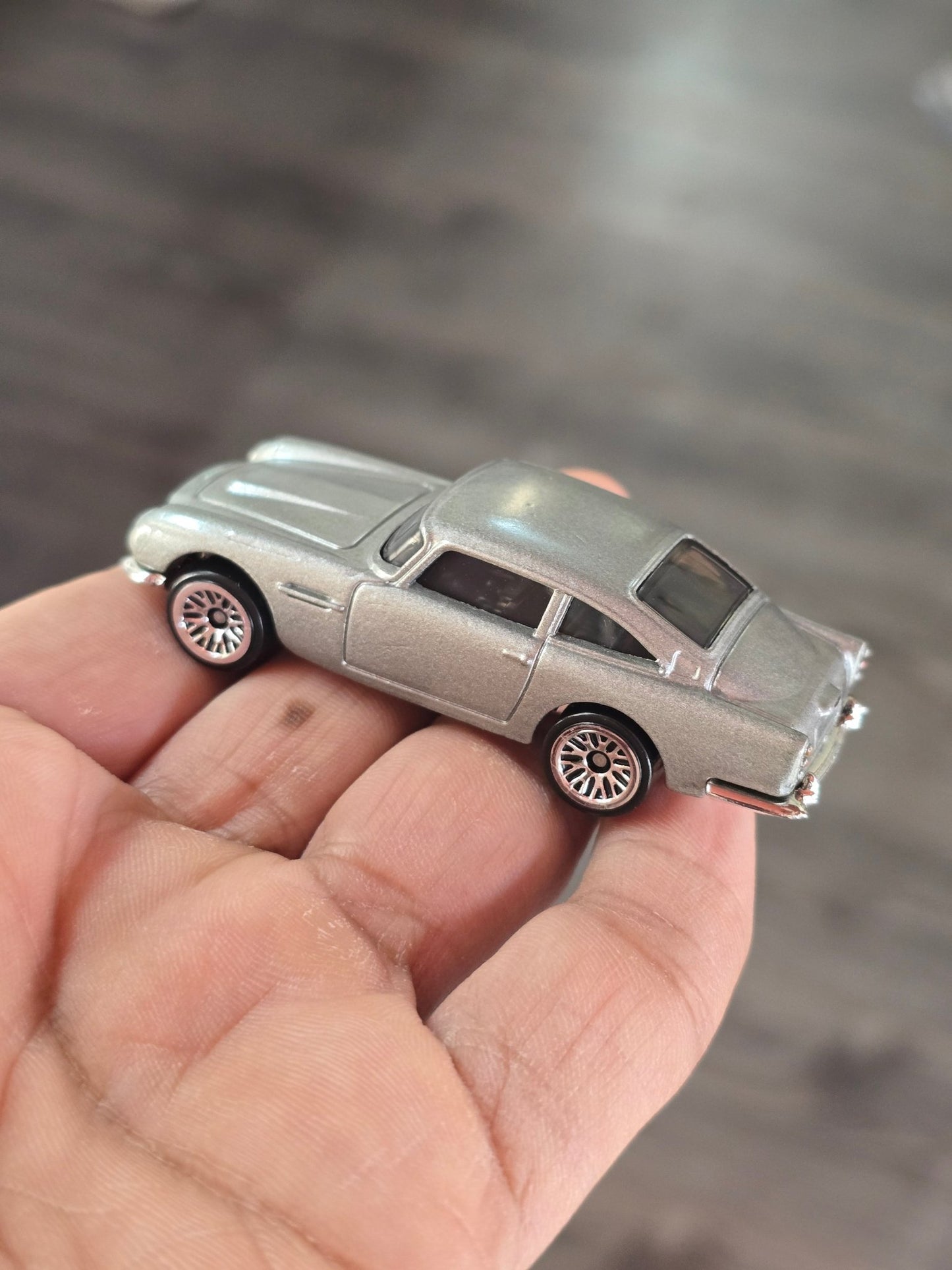 Hot Wheels 1963 Aston Martin DB5 - Fast And Furious (Uncarded - New) - Kinder Logs