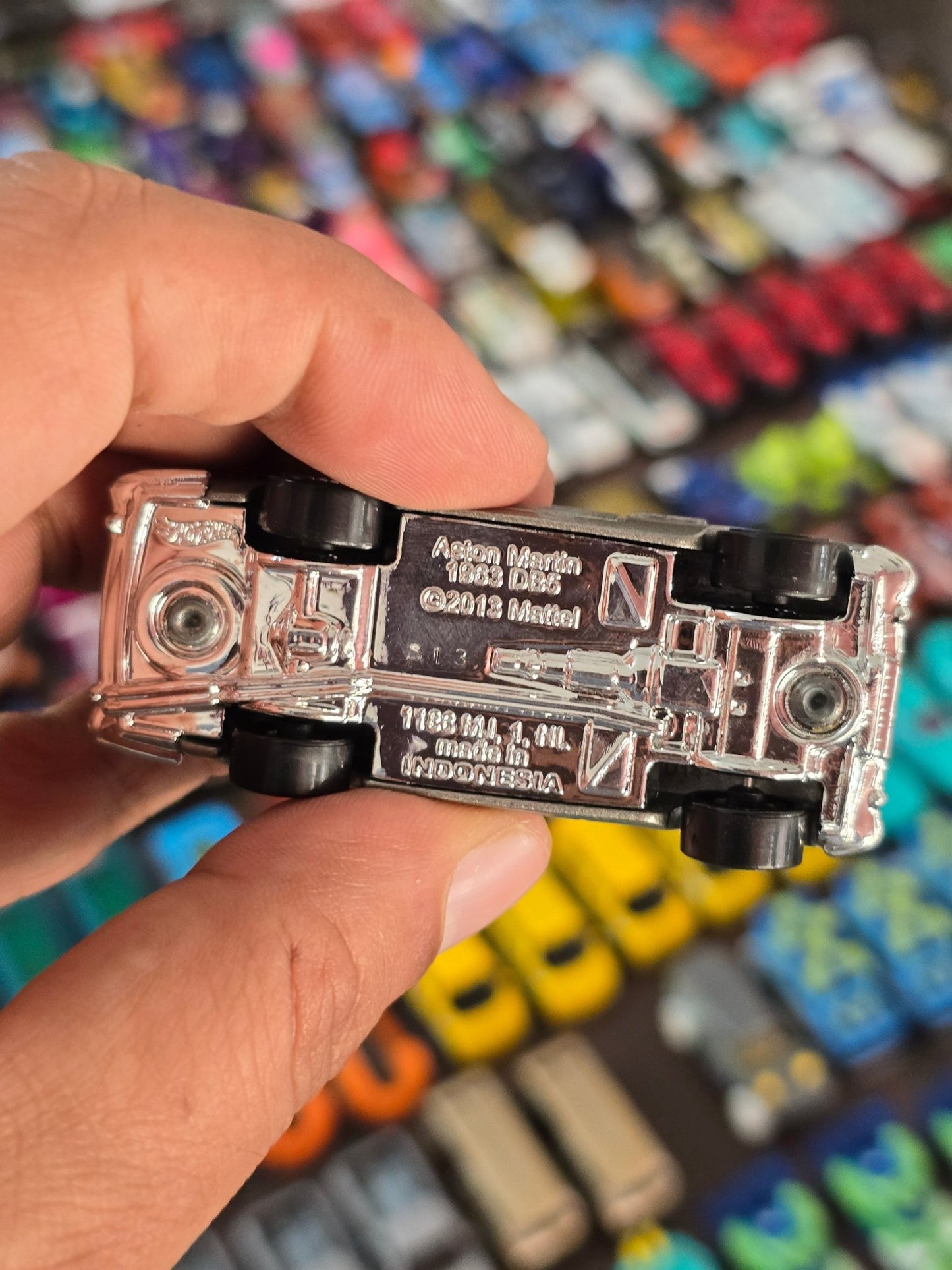 Hot Wheels 1963 Aston Martin DB5 - Fast And Furious (Uncarded - New) - Kinder Logs