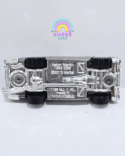 Hot Wheels 1963 Aston Martin DB5 (Used Car) - Kinder Logs