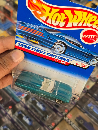 Hot Wheels 1963 Ford Thunderbird - 1998 First Editions - Kinder Logs