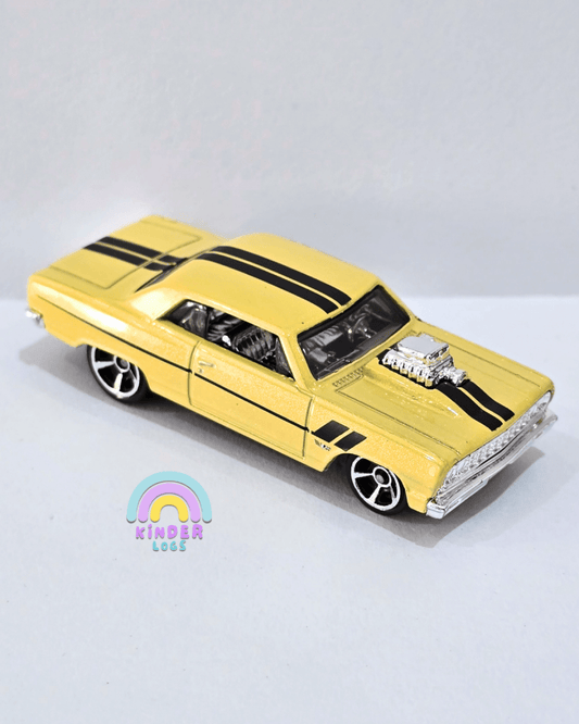 Hot Wheels 1964 Chevy Chevelle SS - Yellow (Uncarded) - Kinder Logs