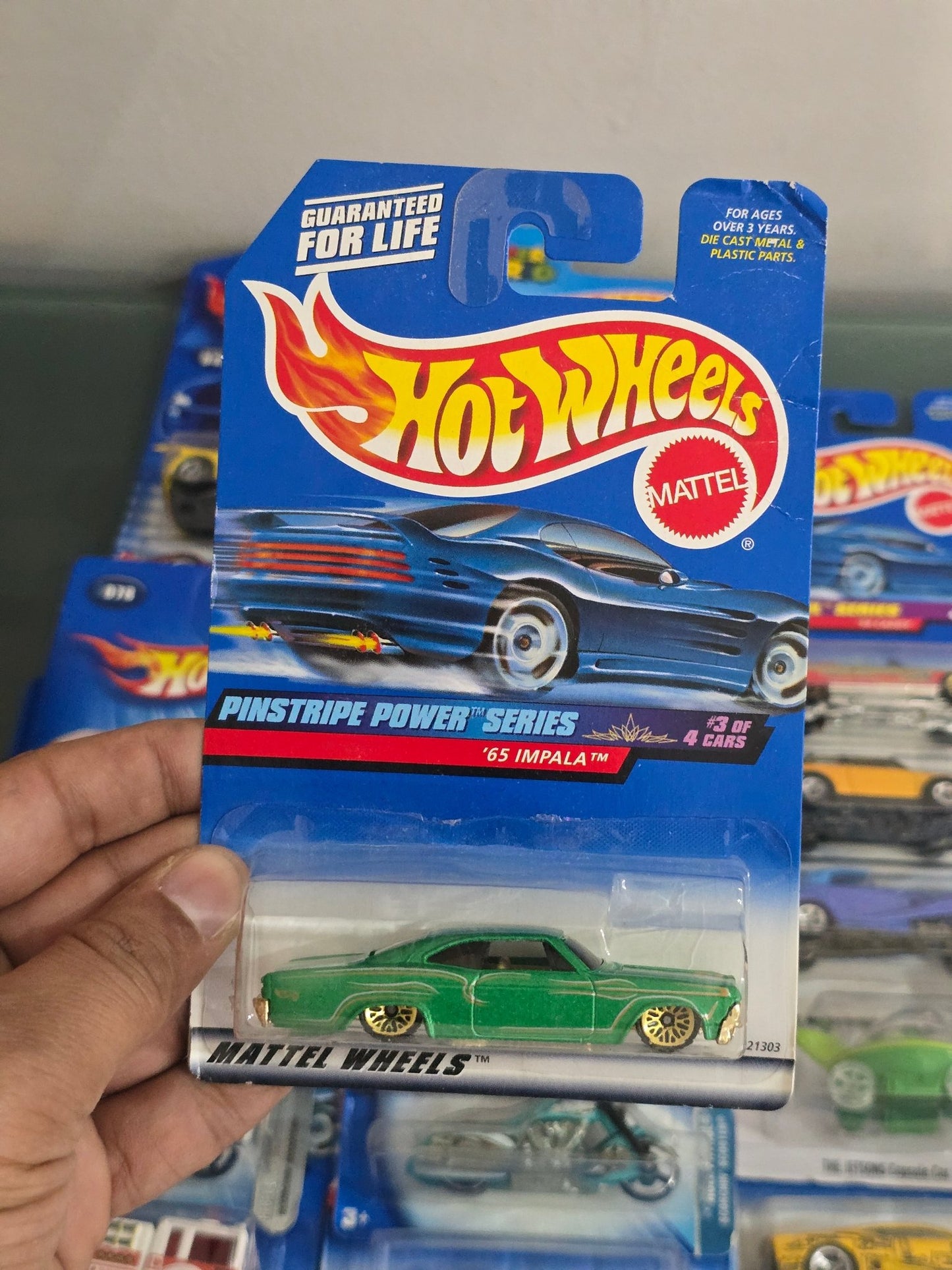 Hot Wheels 1965 Chevy Impala - Pinstripe Power Series - Kinder Logs