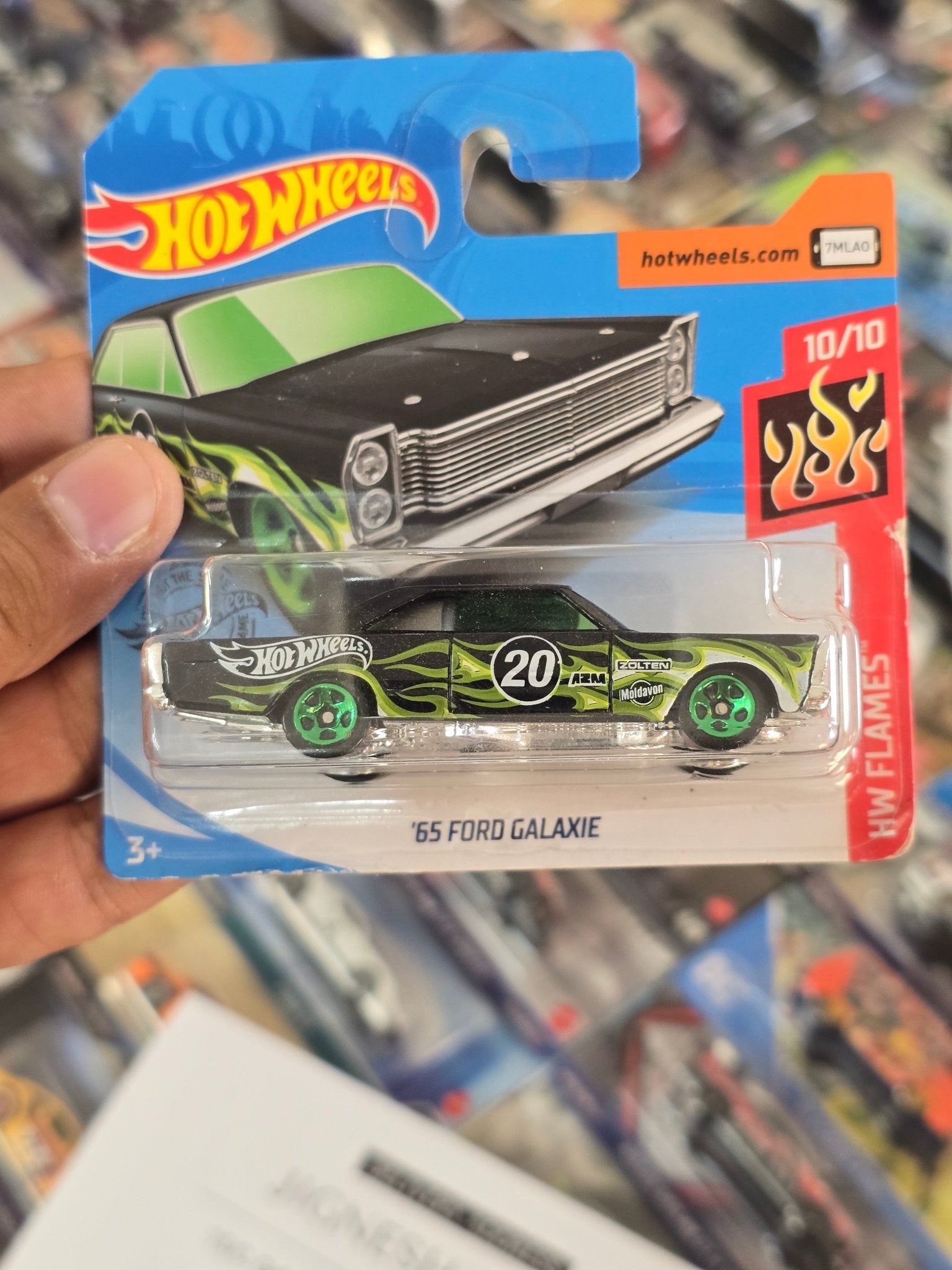Hot Wheels 1965 Ford Galaxie - Short Card (Imported) - Kinder Logs