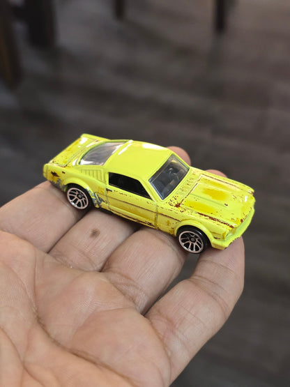 Hot Wheels 1965 Ford Mustang 2+2 Fastback - Vintage Club (Uncarded - New) - Kinder Logs