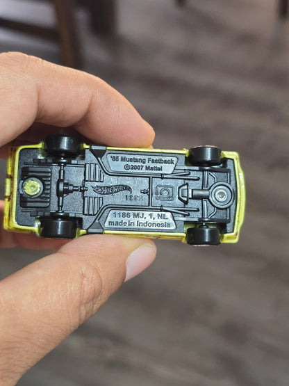 Hot Wheels 1965 Ford Mustang 2+2 Fastback - Vintage Club (Uncarded - New) - Kinder Logs