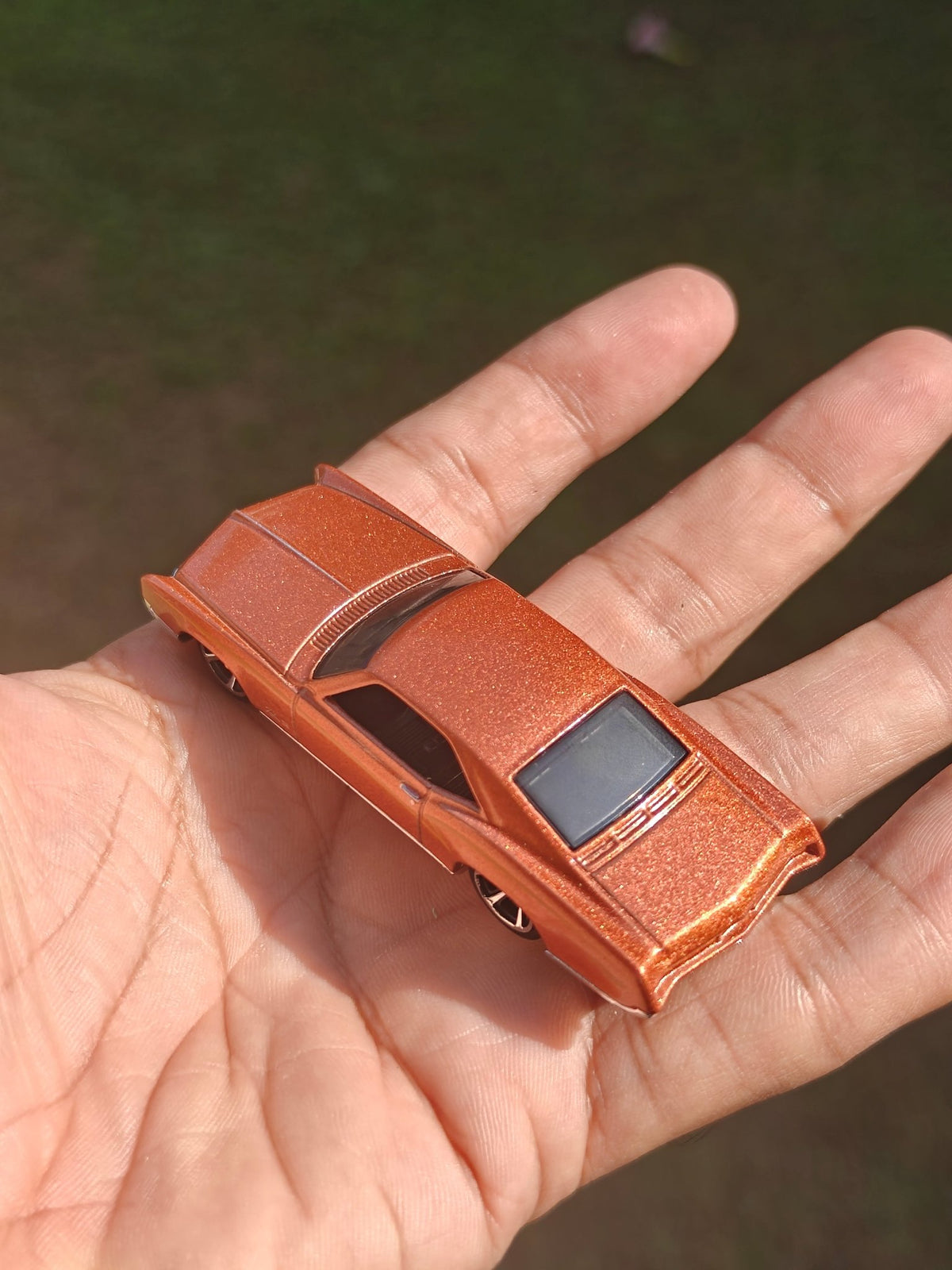 Hot Wheels 1966 Buick Riviera - Rust (Uncarded - New) - Kinder Logs